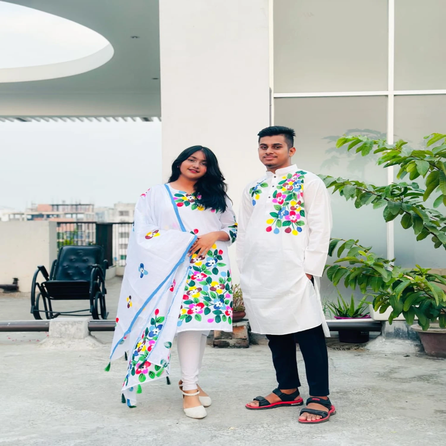 মনের মানুষের জন্য টুপিস পাঞ্জাবির